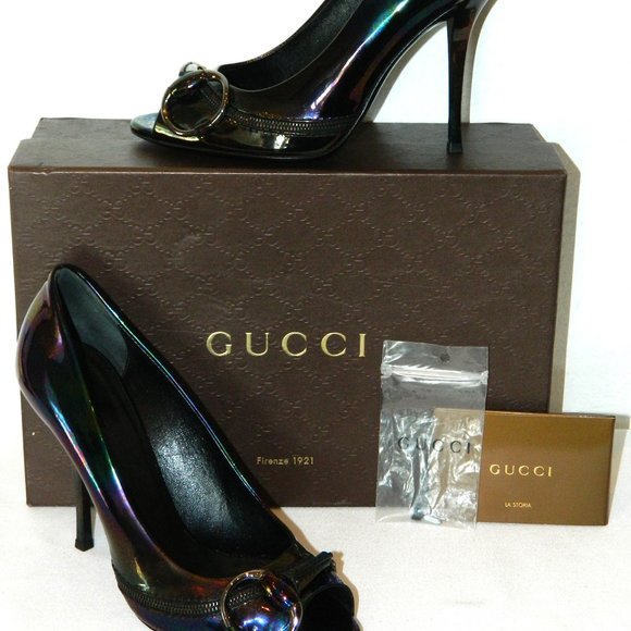 Gucci Iridescent Peep Toe Pump - Picture 2 of 13